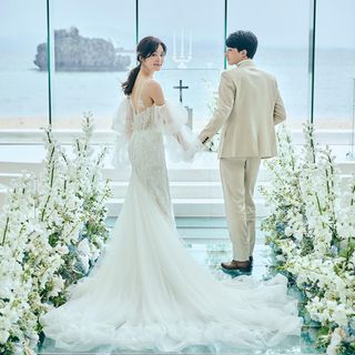 【憧れドレスもチェック♡】衣裳見学付き*宮古島ウエディング相談会
