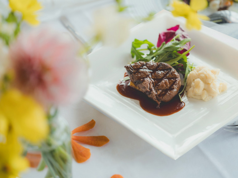 【特別な日には、特別なお料理を】美味しいお料理でおもてなし