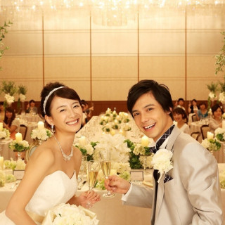 ご結婚式当日のウェルカムドリンク&乾杯酒をお人数分プレゼント