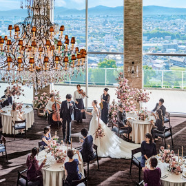 【高台の眺望独占】天空大聖堂×黒毛牛＆金目鯛の贅沢試食＊1軒目特典あり