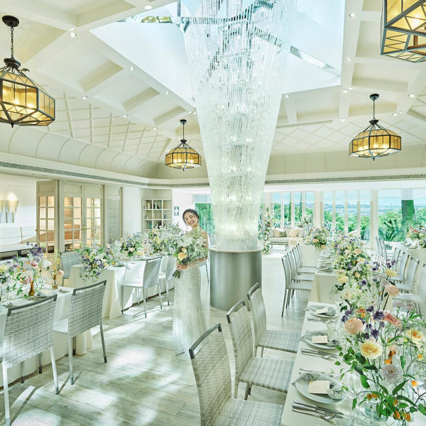 ［式場見学1軒目限定］カラードレス1着27.5万円をプレゼント