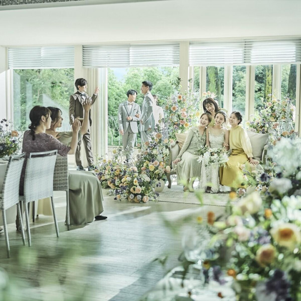 ［公式HP限定ベストプライス保証］ウエディングケーキ1,100円×ゲスト人数分割引