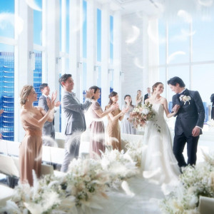 祝日BIG【Amazon等4万×150万優待】絶景チャペル×贅沢試食