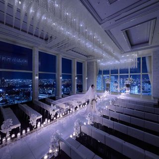 ＼150万優待&最大5万ギフト／地上150m天空チャペル×豪華試食付