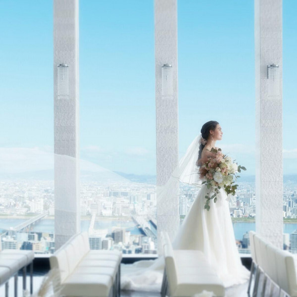 【来館特典】当館人気のフレンチレストランフルコースペアチケットプレゼント