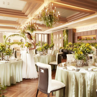 \最大145万優待/衣装やドレスがお得になるチャンス