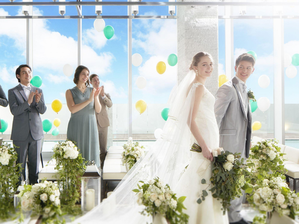 All for
Thank you
「ありがとう」であふれる結婚式