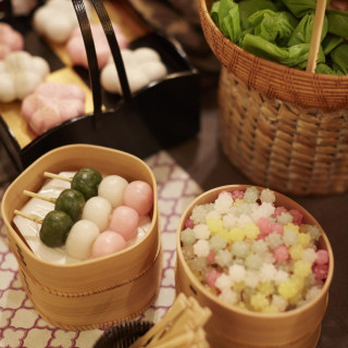 和菓子を使ったおもてなしも人気。おふたりらしいおもてなしの形をゲストに届けよう