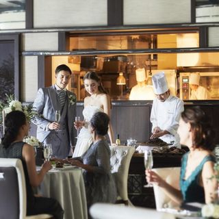 \来春リニューアル/【来館5万gift×150万優待】3万試食*駅直結
