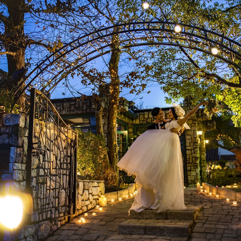 【中古】 ウエディング・ナイト 愛媛のナイトウェディングができる結婚式場特集【ウエディングパーク】