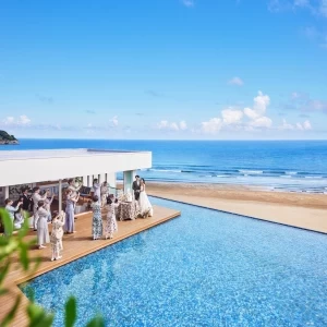 『アマンダンブルー鎌倉ブライダルフェア』ご希望に合わせてご案内