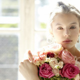 ウエディングブーケや花飾りは、新婦様を美しく飾る最高のアクセサリー。