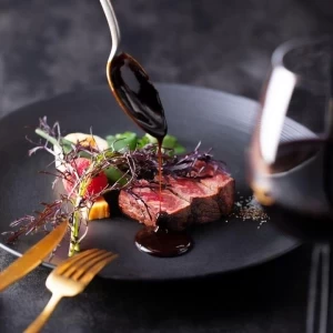 〈料理重視*最大130万特典〉見学*牛フィレ含む3品試食&コスメ付