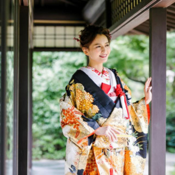 日本庭園やスタジオで和装撮影も対応◎白無垢や色打掛で格式高いフォトウェディングを叶えます