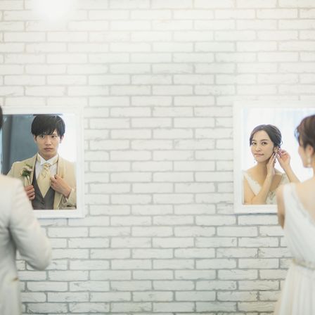 緊張感とワクワク感の両方を感じながら準備をする挙式前の時間も特別な思い出になる|フェリシアコートの写真(34391415)