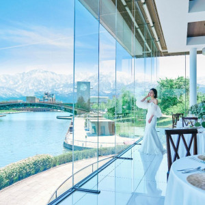 【15大BIG特典】環水公園×絶景×ミシュラン料理豪華コース試食