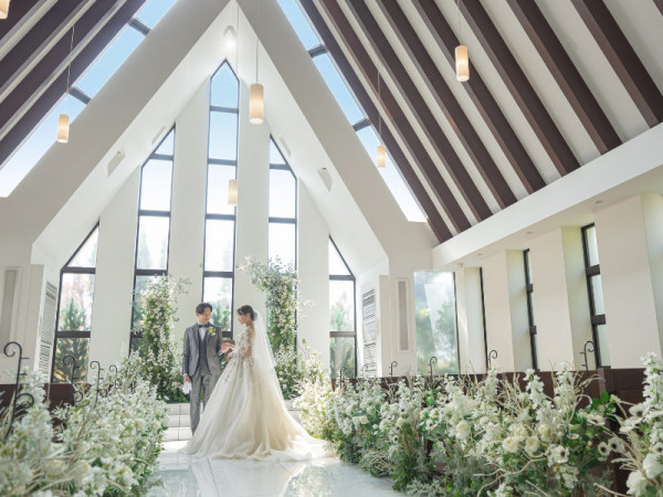 【プライベート挙式】自然光降り注ぐチャペル