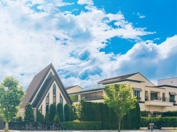 【プライベート挙式】自然光降り注ぐチャペル