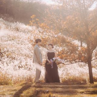 【’写真で結婚式’｜15万円～(2名様)】500点超衣裳見学＆試着