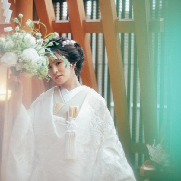 白無垢×神殿の和フォトも館内で叶う♪