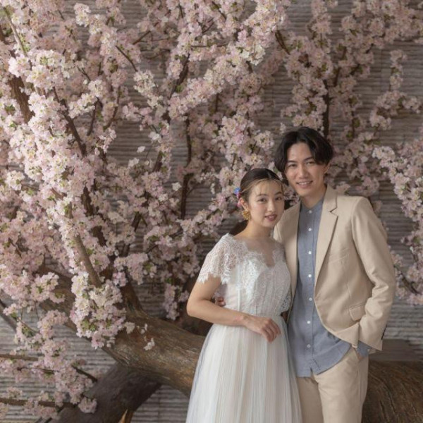 施行1年前のご予約で、お得なご優待多数プレゼント！