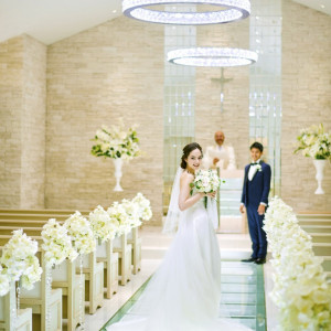 バージンロードを1歩ずつ歩くごとに想い出がよみがえる|フレアージュ スウィートの写真(55427382)