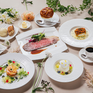 大切な披露宴のおもてなしのお料理はどれも素朴で家庭的な味わい