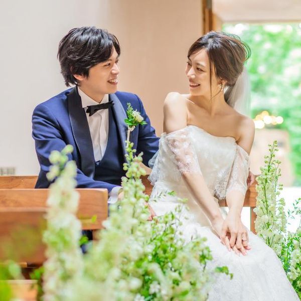 ナチュラル×上質 どちらの雰囲気も贅沢に感じられる森の中に佇むチャペル
