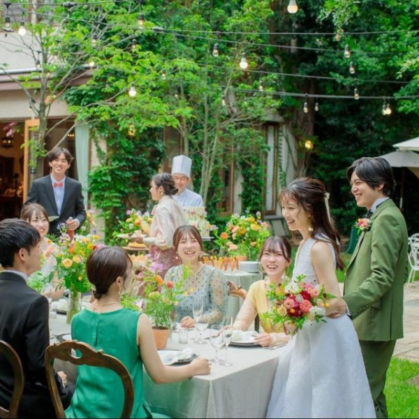 本物の大自然の中で大切なゲストと過ごす空間*。