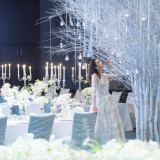 「MUKU」代表のMASSAが「Under The Tree in Snow」雪積もる木の下で というテーマで創り上げた「葵東」の会場。