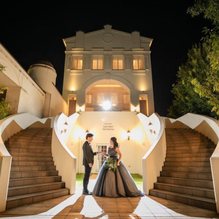 ゲスト皆様のお見送り後におふたりだけの素敵なお写真も！