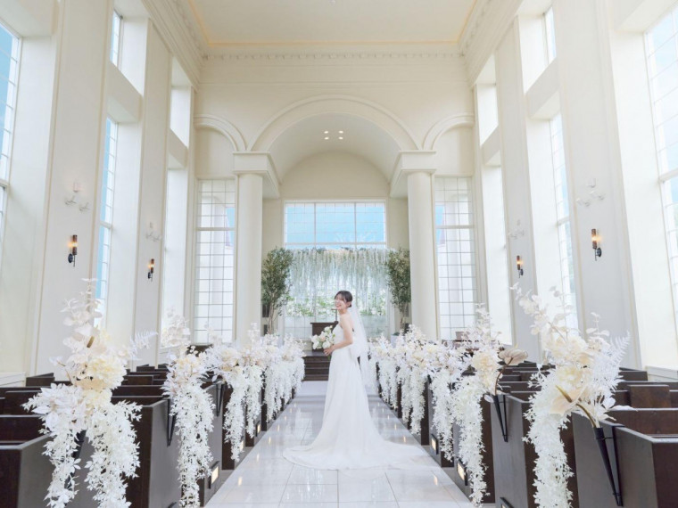 【2025.10】チャペルリニューアル！より華やかな式場へ。