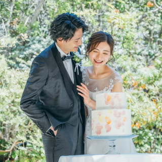 【期間限定】オリジナルウェディングケーキをプレゼント!