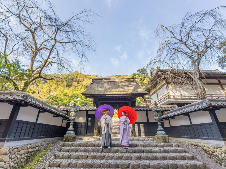 神前式希望の方には近隣神社をご紹介！会場までの無料送迎付き