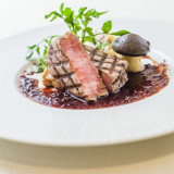 お肉料理は豪華に美味しくご用意♪