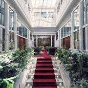 ラ・バンク・ド・ロア(横浜市指定有形文化財）