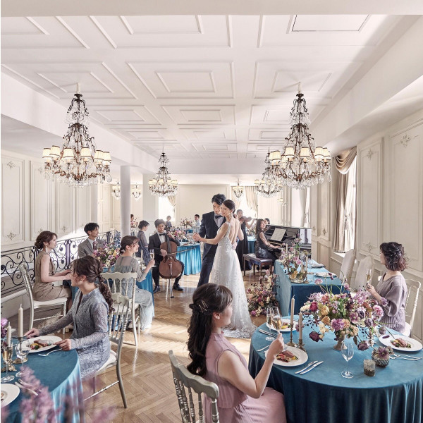 ●ドレス＆タキシード最大50%OFF●7万円相当オルゴール盤プレゼント●控室料10万円分プレゼント