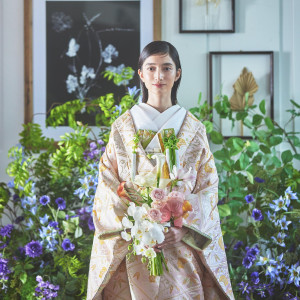 華やかな色打掛に身を包んで|NIIGATA MONOLITH ～新潟モノリス～の写真(56046528)