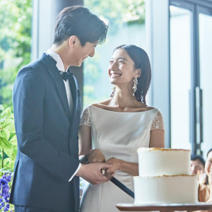 ゲストに見守られながらのケーキカットを|NIIGATA MONOLITH ～新潟モノリス～の写真(56046527)