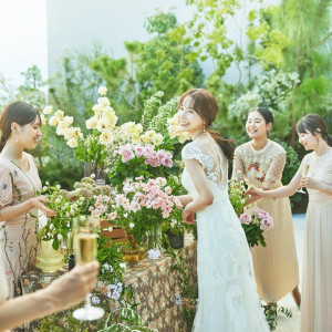 花々の香りと彩りに満たされる、上質で心ときめくフラワービュッフェ。|NIIGATA MONOLITH ～新潟モノリス～の写真(56048814)