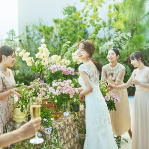 花々の香りと彩りに満たされる、上質で心ときめくフラワービュッフェ。|NIIGATA MONOLITH ～新潟モノリス～の写真(56046529)