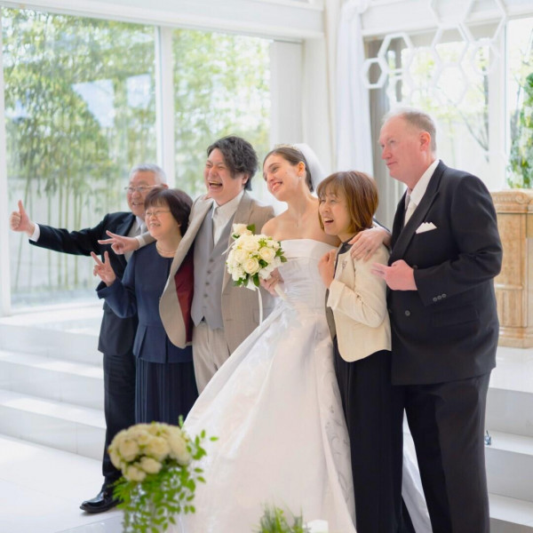 開放的な青空の下でのパーティでは非日常な空間を過ごせる♪貸切だから叶う演出も装飾も想いのまま☆