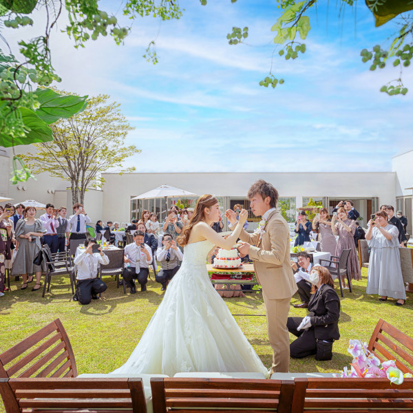 自然に囲まれたゲストハウスを丸ごと貸切♪非日常をより感じる結婚式が叶う♪