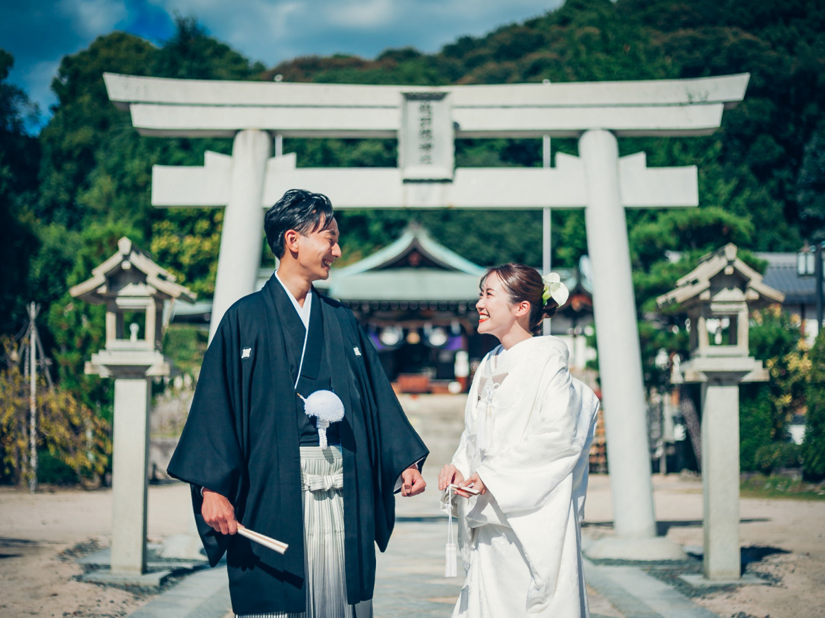  日本人には
日本の
美しい結婚式を。