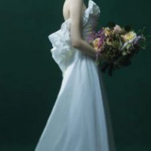 繊細な刺繡が細部までのこだわりを感じれる運命の一着|HIMEJI MONOLITH 旧逓信省姫路別館 ~姫路モノリス~の写真(55460955)