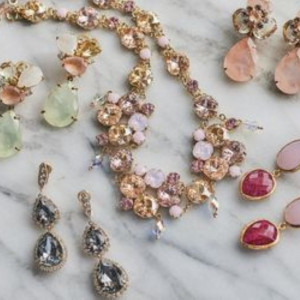 ウエディングのコンセプトやトレンドに合わせた様々なウエディングを可能にするジュエリー|HIMEJI MONOLITH 旧逓信省姫路別館 ~姫路モノリス~の写真(55460957)