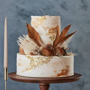 パーティーに彩りを添えるウエディングケーキ|HIMEJI MONOLITH 旧逓信省姫路別館 ~姫路モノリス~の写真(55460699)