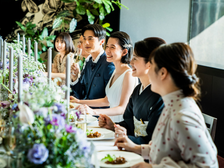 会場、食事、衣裳。そのすべてを五感で