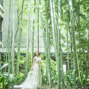 自然光に包まれる明るいお庭|フォーチュンガーデン京都（FORTUNE GARDEN KYOTO）の写真(45261420)