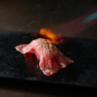 見た目にも華やかなこだわりの一皿。